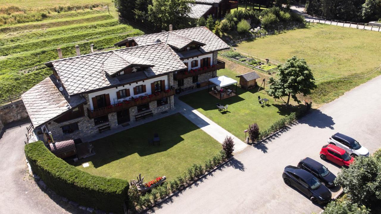 Bed and Breakfast Le Reve Courmayeur Exteriér fotografie